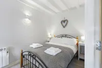 Minnow's Rest - North East Escapes - Beach