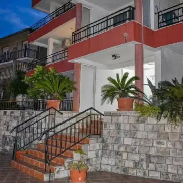 Sea View Studio Terminal