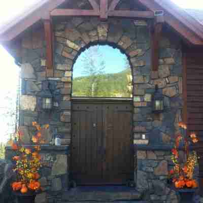 Chateau Elise Hotel Exterior