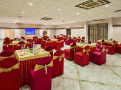 Lion Lords Inn Rajula Hotels in Amreli