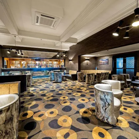 Cliffs Hotel