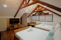 Hidden Oasis Resort Hotels near Halseyle Hill