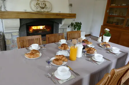 La Garonde Отели в г. Бертан