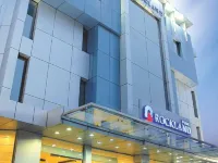 روك لاند هوتل - سي آر بارك Hotels near كتوب مينار