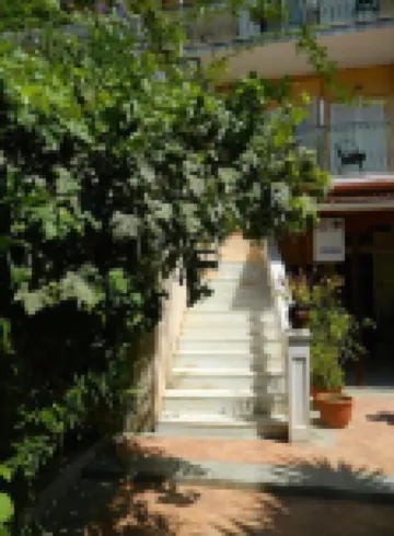 Logaras Apartments