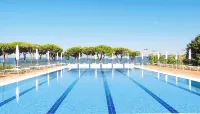 HA Hotel - Pools