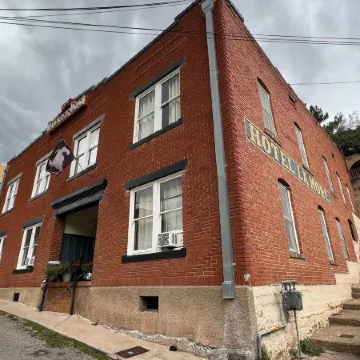 Hotel la More at the Bisbee Inn