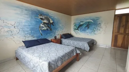 La Tigra Mountain House Отели рядом с достопримечательностью «Rotonda Florencia de San Carlos. PUNTO DE REFERENCIA.»