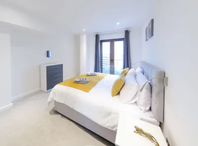 Alexandra Palace Luxury Serviced Apartments in St Albans Các khách sạn gần St Bartholomew R C Church