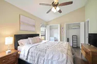 Adorable 2/2 Home-Patio, Games, Spa Vibes!  Weekend getaways or work stays