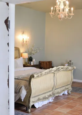 Rustic French Country Charm 1 Bed-1 Bath w/Washer & Dryer in New Market, VA!