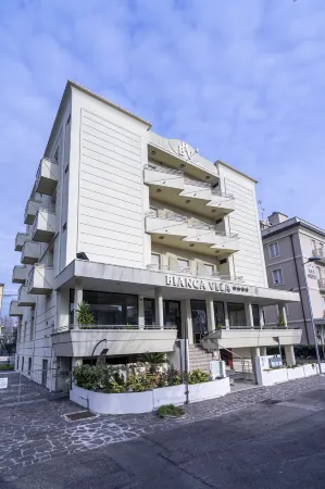 Hotel Bianca Vela Отели в г. Римини