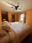 Intimacy Suite- AdultRoom-Spa House w/Hot Tub-420 Friendly-Hiking trails & more!