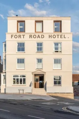 Fort Road Hotel Hotels near Dane Park