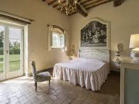 Leopolda in Selvarella Pool and Wi-Fi Hotels in Bucine