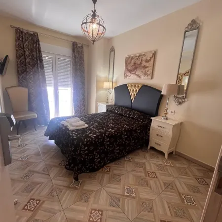 Hostal Flor de LIS- Lojo
