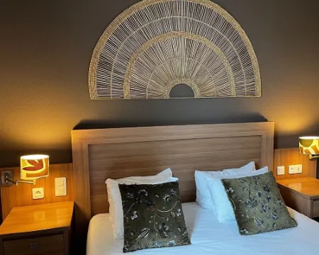 Cit'Hôtel le Louvre Orange Hotels in Orange