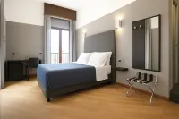Piazza Carità - 4 Yıldız