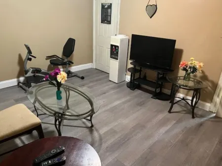 Rare 1 bedroom Gem Отели рядом с достопримечательностью «Benjamin Rush Garden»