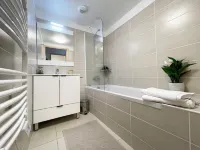 Apartment La Joue du Loup 4 people at the foot of the slopes Hotel a Saint-etienne-en-Devoluy