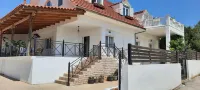 Côté Porto Rafti