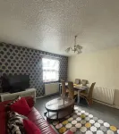 Super deluxe 3 bedrooms apartment in this popular area of Stanley