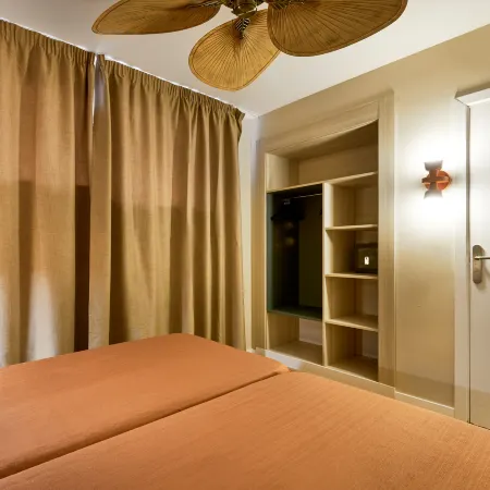 Tent Mojito Suites