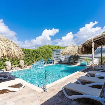 Luxury Modern Villa-Pool, Ocean View Deck, In/Outdoor Kitchen, 5min to the beach