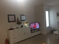 CENTER WITHOUT ARCHITECTURAL BARRIERS WITH PRIVATE PARK DIRECT TO THE ELEVATOR