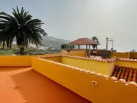 An oasis with a double panoramic view over the ocean and the mountain El Teide 1 Hotels in Icod