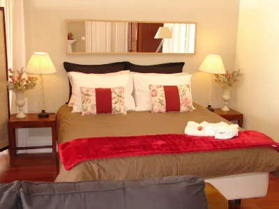 AMAZING VIEW over the bay, by the Old Town, walk to the city, quiet area Hotels in Santa Maria