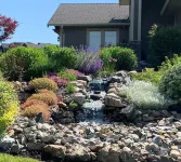 Bright 2 bdrm, 13 minutes from Silver Star/Golf/Lakes