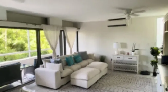 Cozy Condo 3 minutes away from Magens Bay beach!