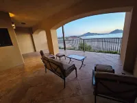 Luxury One Bedroom Condo Steps away from the sea of Cortez.Private and Secure.