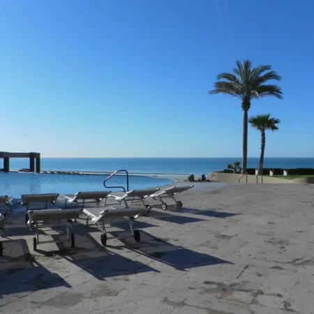 Ground Floor Closest 1B to Beach Huge Patio