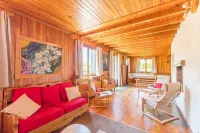 Traditional Alpine chalet with 3-4 bedrooms, well suited for 3-4 couples