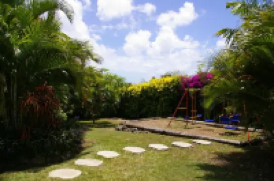 SUMMER SALE Stunning 3 Bed Child Friendly Villa, Private Pool. St James, Hotels in Prospect