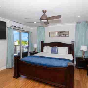 Ocean View Central Location Modern Studio Rooms