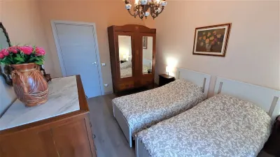 Villa Etna, with swimming pool and garden. Hotels near Villetta