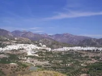 Villa with 10 by 4 meter private pool, Nerja & Beaches 5 min Hotels in Frigiliana