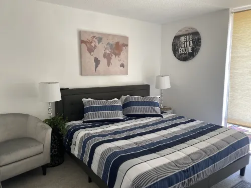 Lovely 2 bedrooms apartment 10min from O'HARE CHICAGO