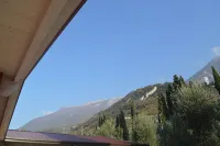 Quiet holidays, in an area surrounded by greenery, 100 mt from the center