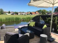Vacation home St.Pauli with water access(pet friendly)