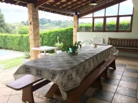House in gated community with lots of nature and security فنادق في Ibiuna