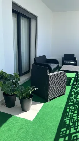 Apparemment Neuf à 2 Minutes de la Plage Sablettes Отели рядом с достопримечательностью «Forêt»