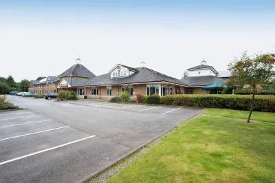Premier Inn Sheffield/Barnsley (M1 Jct36) Hotels near Mutts Meadow Secure Dog Walking Field