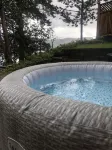 Oceanfront Suite with Hot Tub