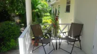 Apartment in quiet upscale Holetown area near Limegrove Centre and Beach