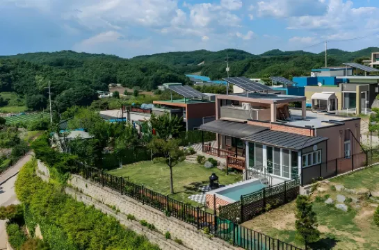 Yeoncheon Bowbow Aegyeon Pension