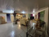 Mandarin Housing Vacation Package Các khách sạn ở Sangre Grande
